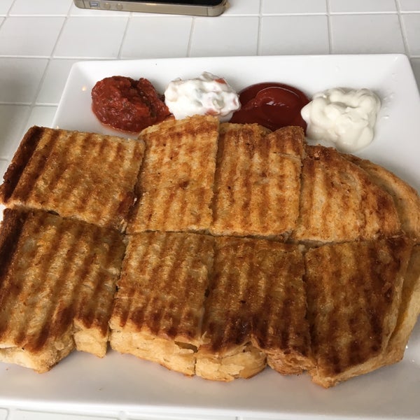 Tost ai. Tost ai