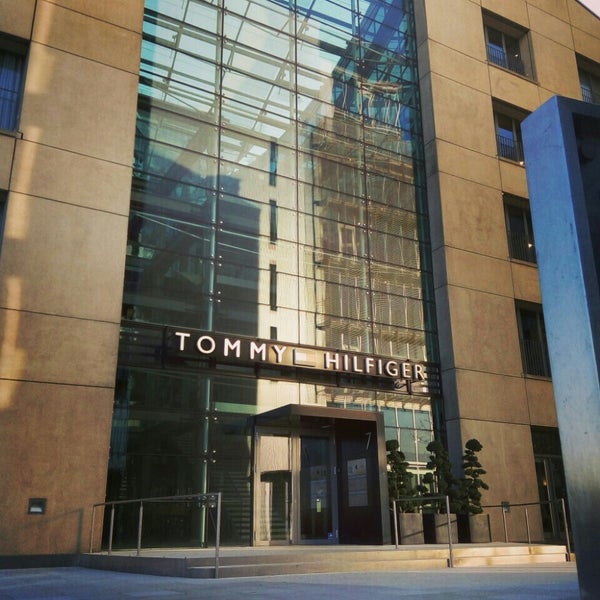 Tommy Hilfiger HQ Duesseldorf - Hafen - Speditionstrasse 7