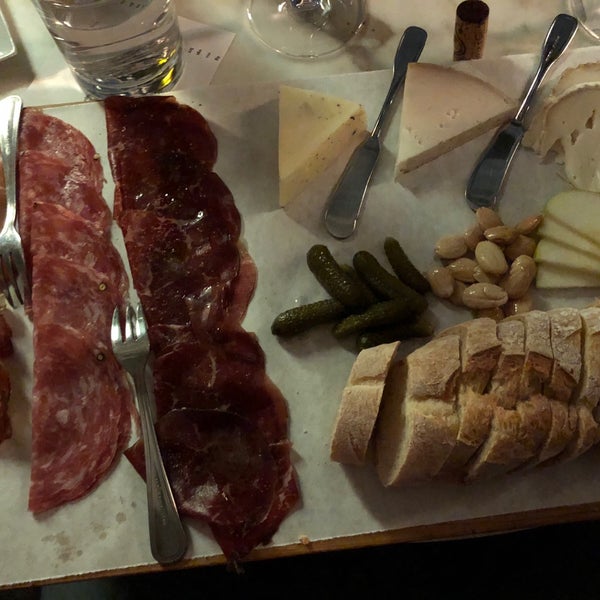 The salami and cheese plates are generous and nicely arranged. This is a sample 3 meats and 3 cheese selection. Easily enough for two people.