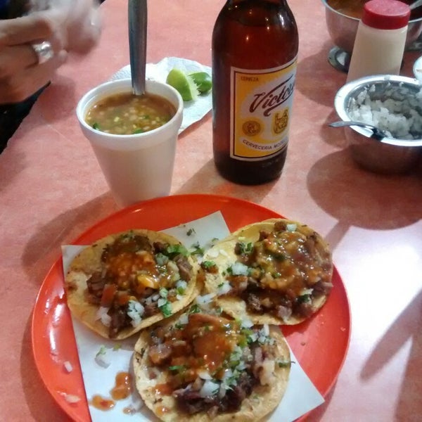 Tacos Y Birria El Paisa Restaurante de tacos