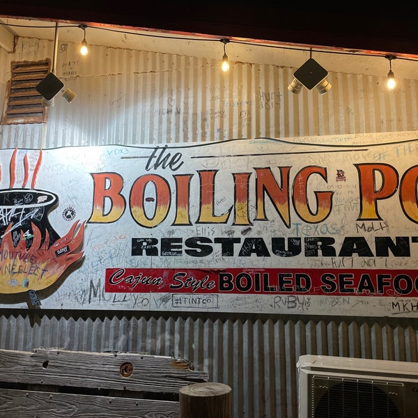Photo taken at The Boiling Pot by Victor F. on 12/31/2020