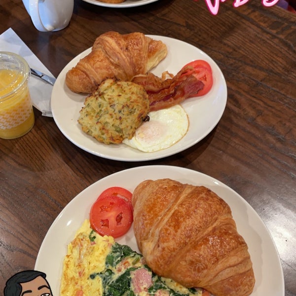 Photos at la Madeleine French Bakery & Cafe Crossroads 19710