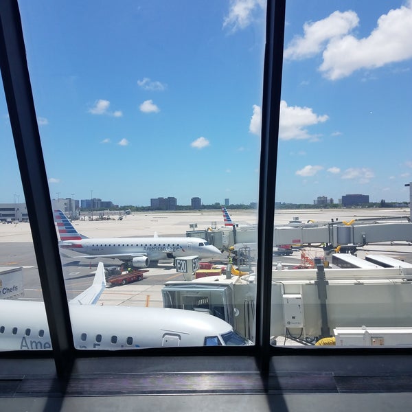 5/21/2017にJason M.がマイアミ国際空港 (MIA)で撮った写真