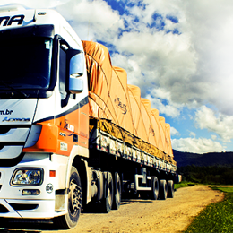 รูปภาพถ่ายที่ DE LIMA - Soluções em Transportes โดย DE LIMA - Soluções em Transportes เมื่อ 2/6/2014