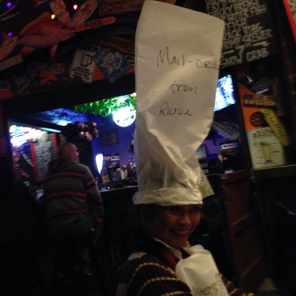 Photo taken at Dick&#39;s Last Resort by Theresa P. on 12/21/2014