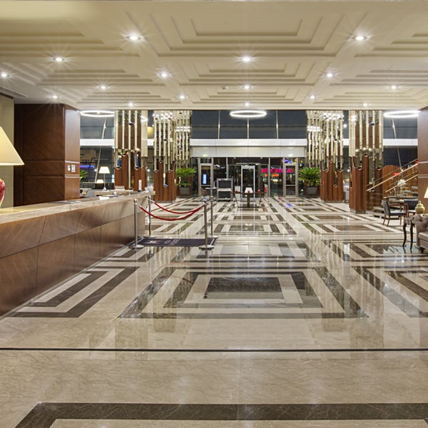 Foto diambil di DoubleTree by Hilton Hotel Istanbul - Avcilar oleh DoubleTree by Hilton Hotel Istanbul - Avcilar pada 2/8/2014