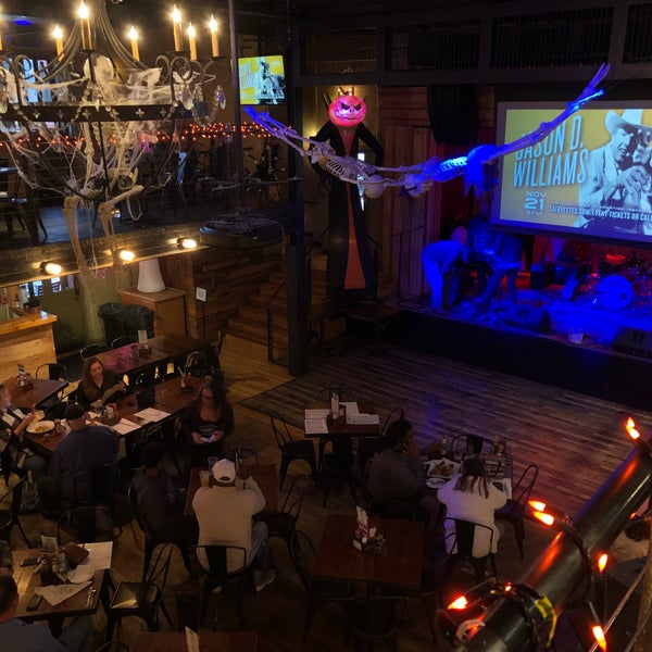 Good food and great music. Located in midtown Memphis, this renovated music hall has the entertainment and food for a fun outing.