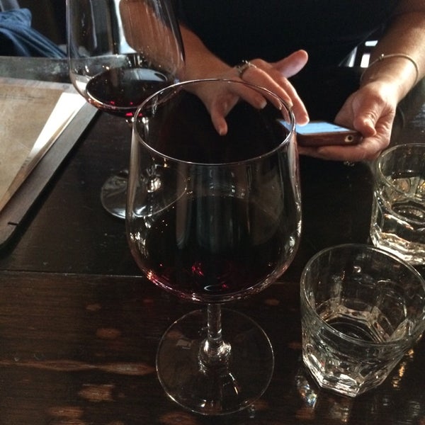 6/13/2014にMichaelがDistrict Wineで撮った写真