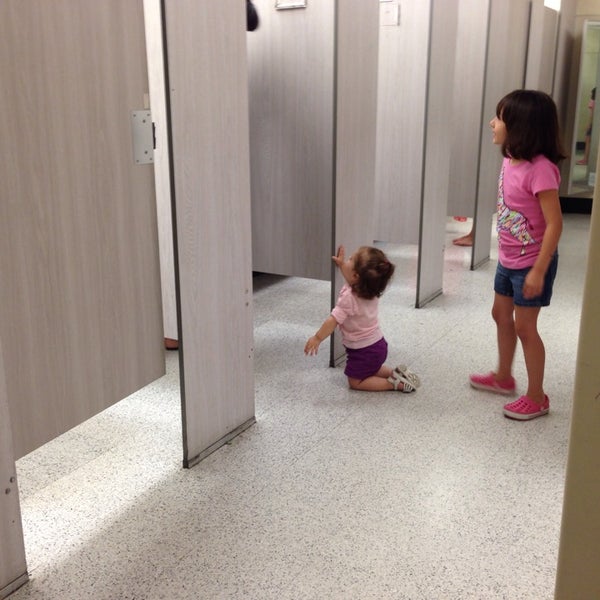 Ross Dress for Less Clothing Store in Naples