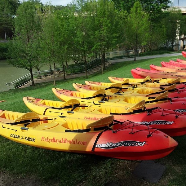 Pinky's Kayak Rentals Harbor / Marina in El Lago
