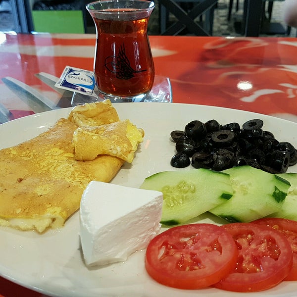 9/9/2016 tarihinde Syhn A.ziyaretçi tarafından Oz Sofra Kebab'de çekilen fotoğraf