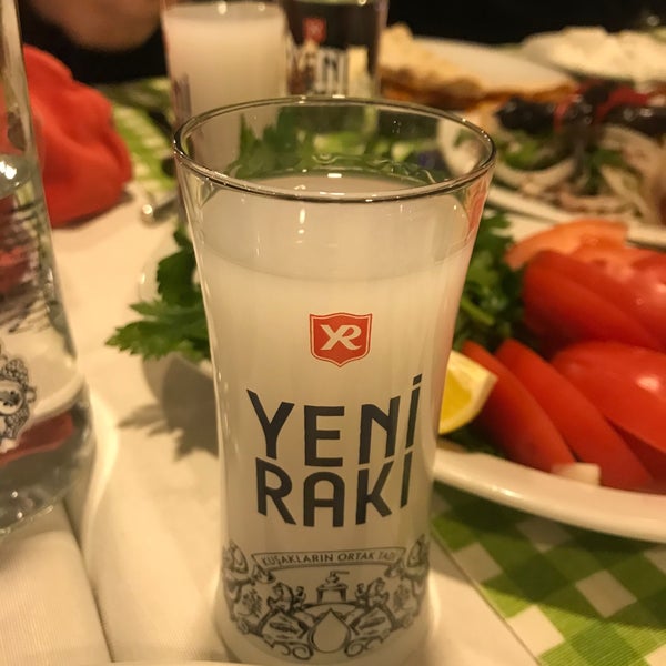 Das Foto wurde bei Asma Altı Ocakbaşı Restaurant von Mülayim K. am 1/24/2020 aufgenommen