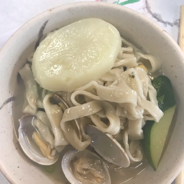 Ma Dang Gook Soo 마당국수 - 팁 32개 Ma Dang Gook Soo 마당국수 - 팁 32개