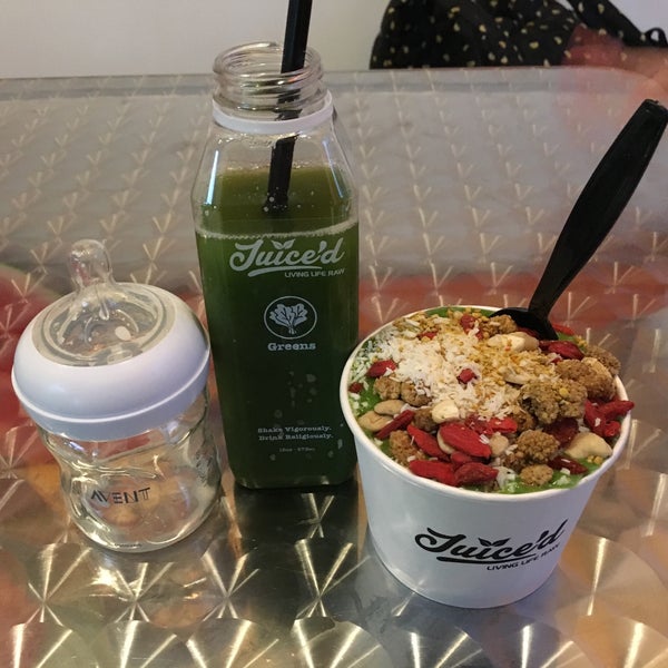 Photo taken at Juice&#39;d - Raw Food &amp; Cold Pressed Juice by JennyJenny on 3/1/2016
