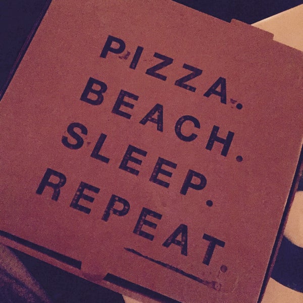 Снимок сделан в Pizza Beach пользователем Paige C. 2/27/2015