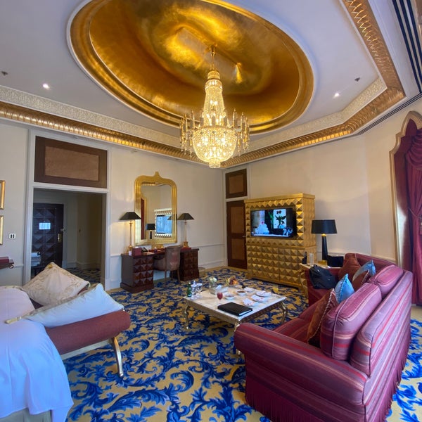 Das Foto wurde bei Waldorf Astoria Jeddah - Qasr Al Sharq von Mohammed 🩶 am 1/14/2023 aufgenommen