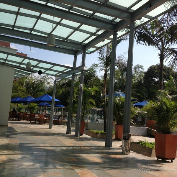 3/6/2013 tarihinde Tomas S.ziyaretçi tarafından Hotel San Fernando Plaza'de çekilen fotoğraf