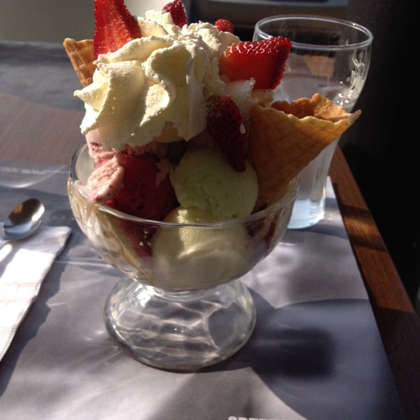 Fotos en Crepes & Waffles Vía Llano Grande