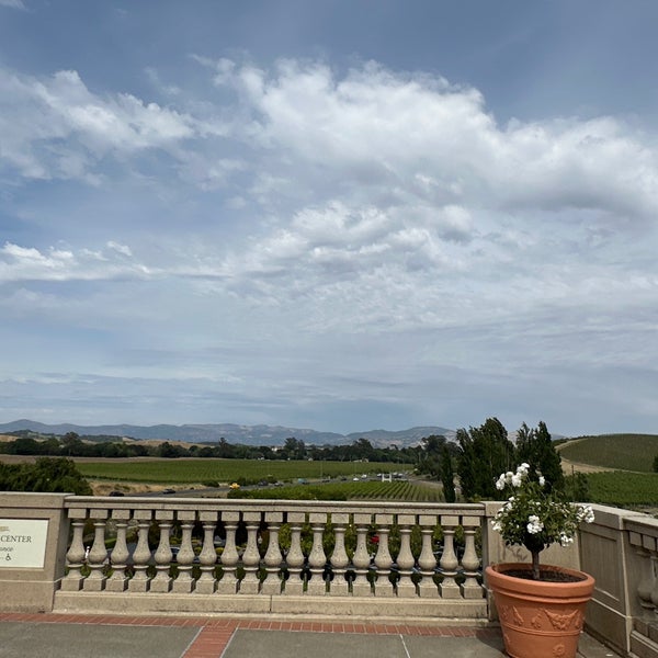 Photo taken at Domaine Carneros by Taija A. on 6/10/2023