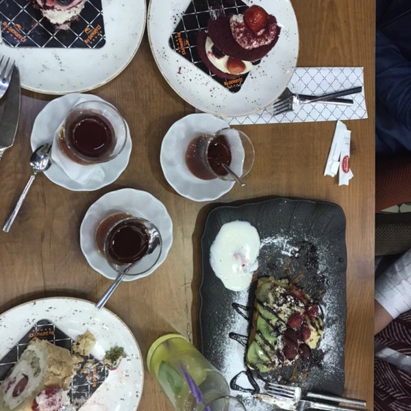Photo taken at By Şekerci Cafe by Kübra K. on 11/26/2018