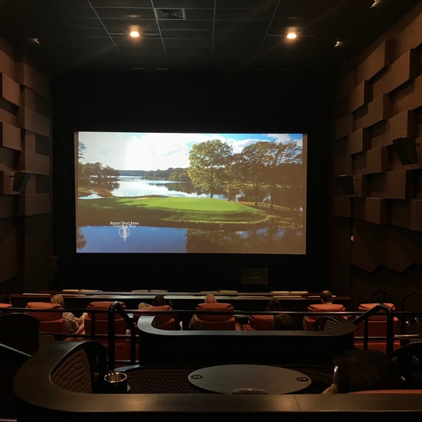 IPIC Theaters - Movies