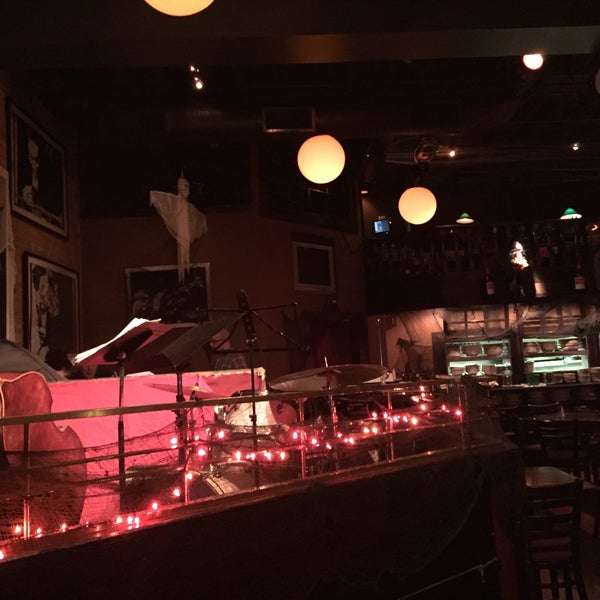 Photo taken at Garage Restaurant &amp; Cafe by Mandar M. on 10/25/2015