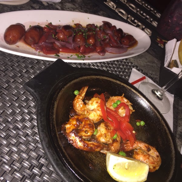 If you like it spicy try the chorizitos and the gambas chipotle