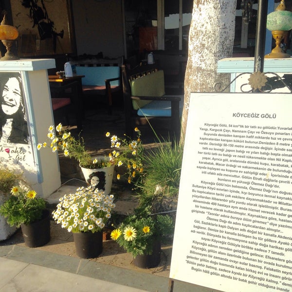 4/20/2016에 Işıl Ö.님이 Ayaklı Göl Cafe &amp; Restaurant에서 찍은 사진