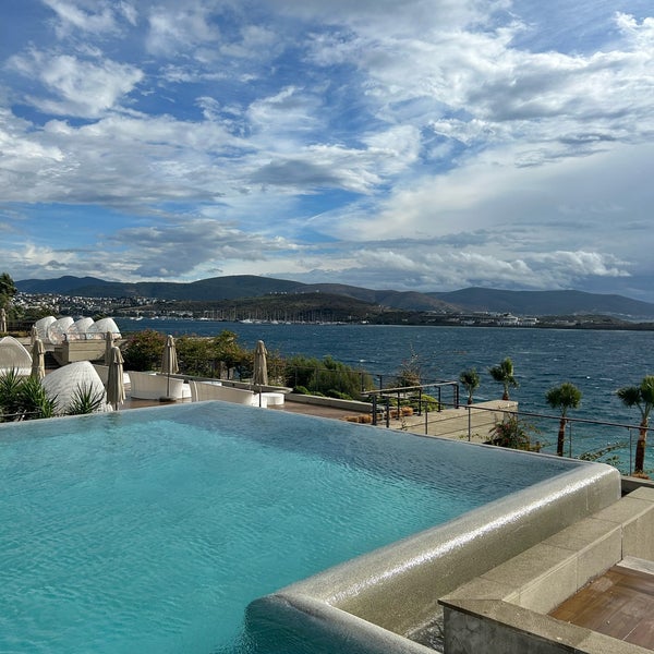 Das Foto wurde bei Caresse A Luxury Collection Resort &amp; Spa von Deniz Y. am 11/25/2023 aufgenommen