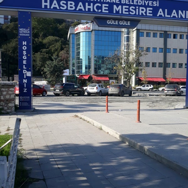 Foto diambil di Güllüoğlu oleh Naci A. pada 10/23/2020