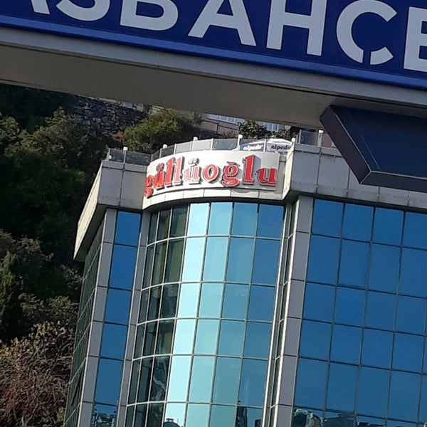 Foto diambil di Güllüoğlu oleh Naci A. pada 10/23/2020