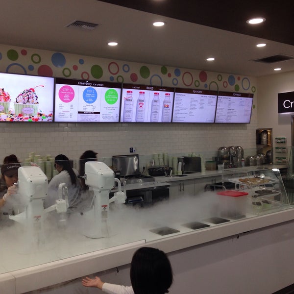 Foto tirada no(a) Creamistry por Cholo C. em 2/28/2015