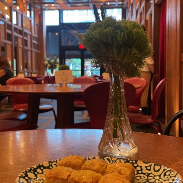 Foto tomada en ilili Restaurant  por Jahayra_NYC el 10/8/2022
