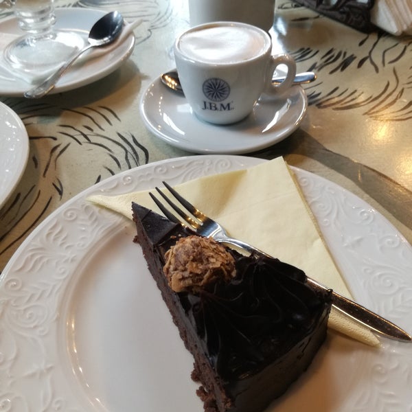 Rienzi cafe and chocolate - Café in Rīga