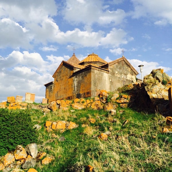 Церковь в Армении Айраванк