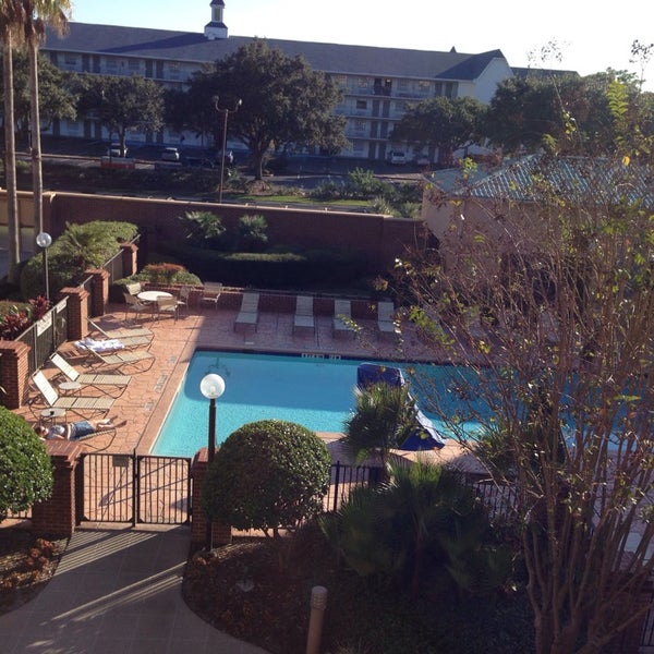Photo taken at Courtyard by Marriott Orlando International Drive/Convention Center by Stacey A. on 12/17/2013