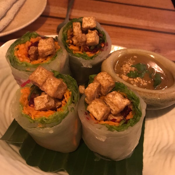 Das Foto wurde bei Galanga Thai Kitchen von Giovo D. am 1/10/2019 aufgenommen
