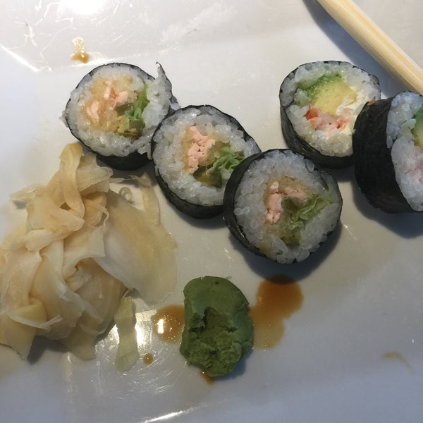 Foto tirada no(a) Soto Sushi por Agnieszka J. em 3/29/2019