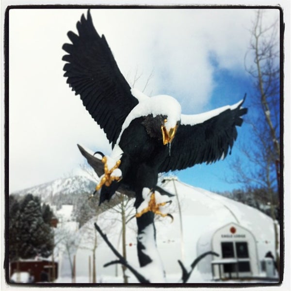 Photo taken at Eagle Lodge by JAE WOO J. on 4/17/2013