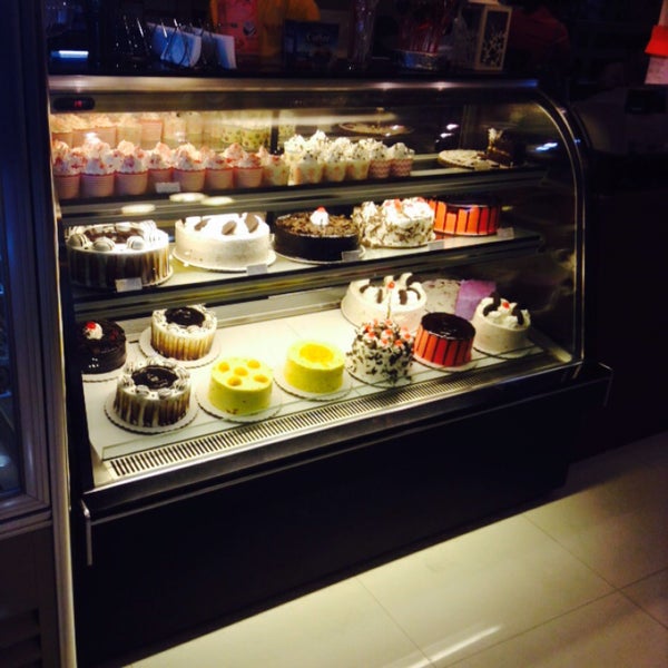 Big Bites Cakes, Pastries & Net Cafe Cebu City, Cebu