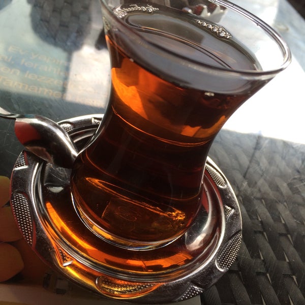 Foto tirada no(a) Brown Planet Coffee por Ömer T. em 8/23/2015