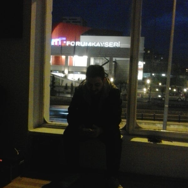 fener ticaret digiturk tutun urunleri magazasi da fotograflar