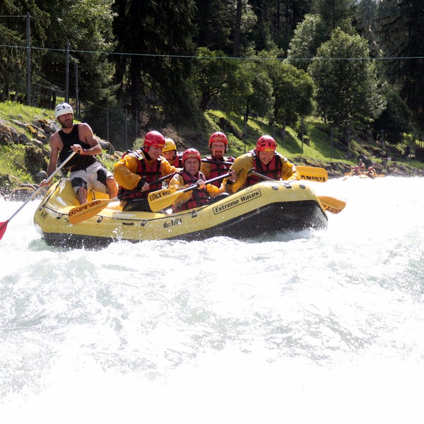 Das Foto wurde bei Extreme Waves Rafting von Extreme Waves Rafting am 8/2/2014 aufgenommen