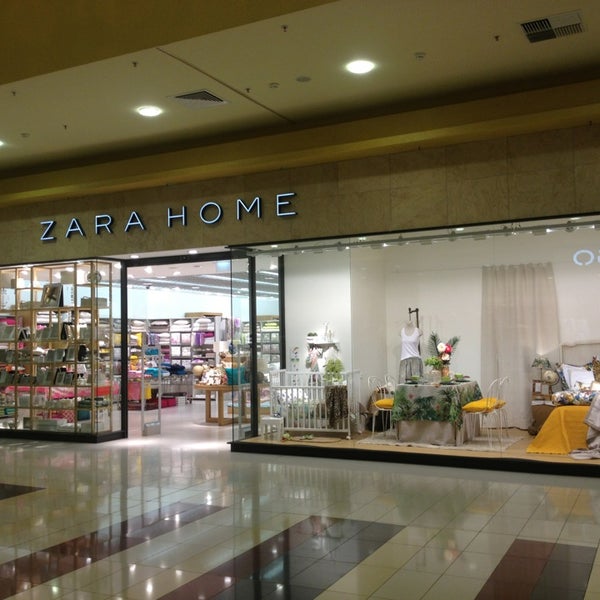 Магазин Zara Сургут