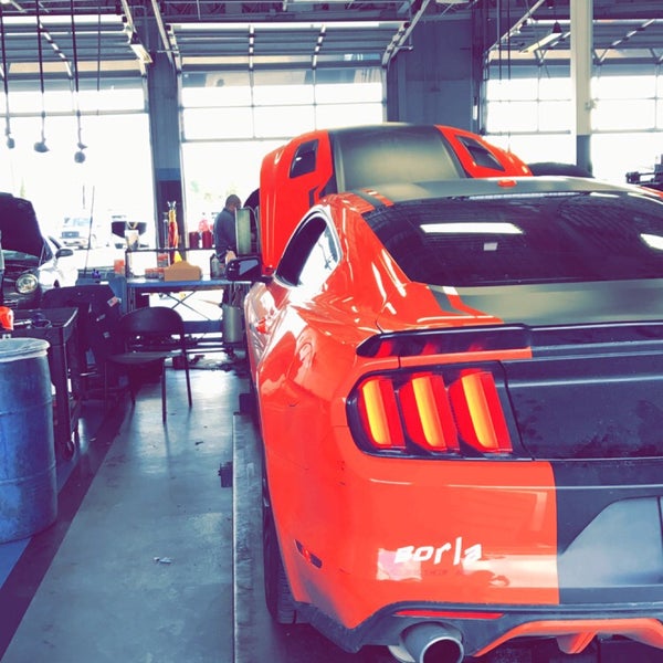 Russell and Smith Ford Car Dealership in Houston