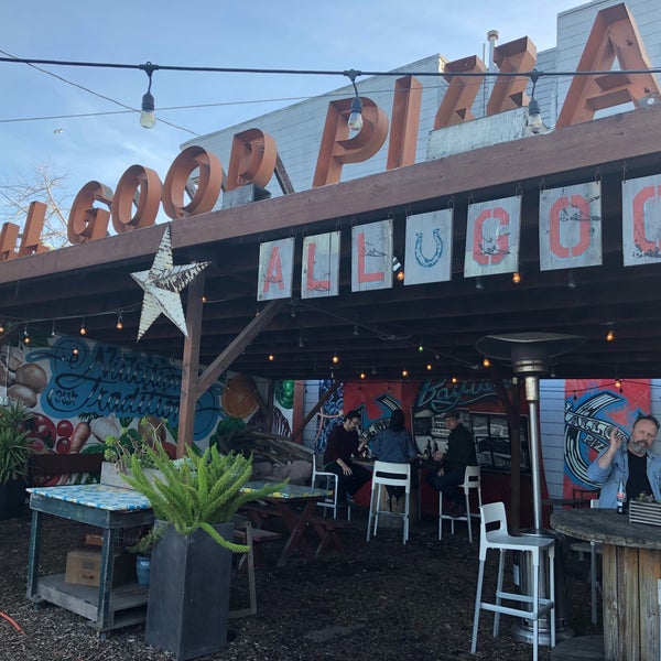 1/27/2018 tarihinde Rochelle M.ziyaretçi tarafından All Good Pizza'de çekilen fotoğraf