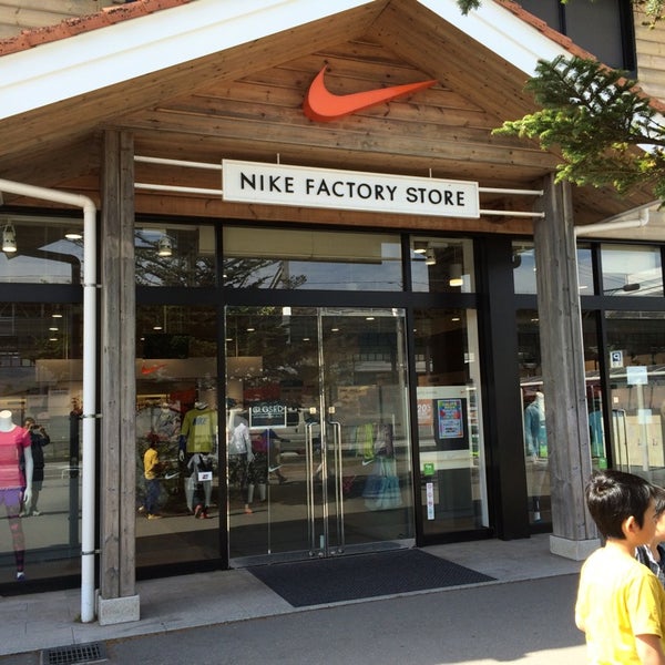 Nike Factory Store 軽井沢町 軽井沢町 長野県 Da Fotograflar