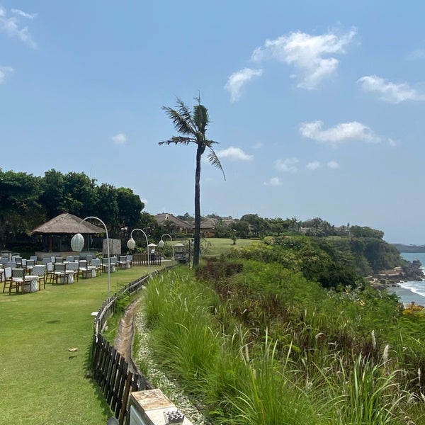 Photo taken at Ayana Resort and Spa by Riann G. on 11/7/2023