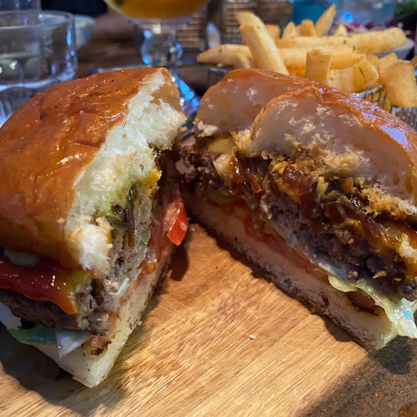 Photos at Dallas Restaurant & Bar Singapore River 23 tips