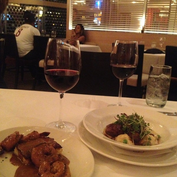 Photo taken at Emeril&#39;s Chop House by Marianna V. on 6/14/2013